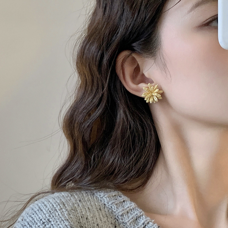 立体设计感耳钉时髦C麦子小众