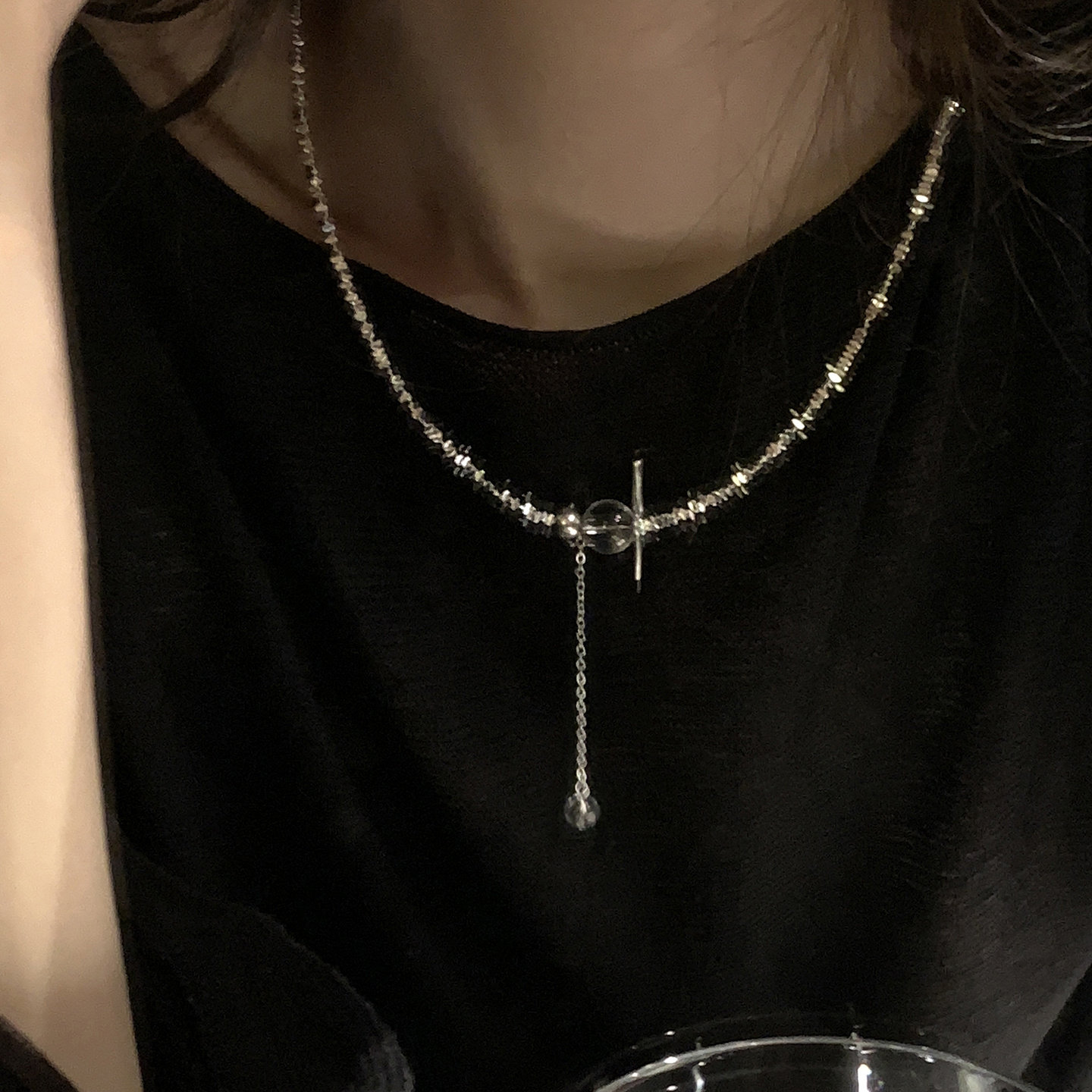 波光粼粼碎银子项链设计感