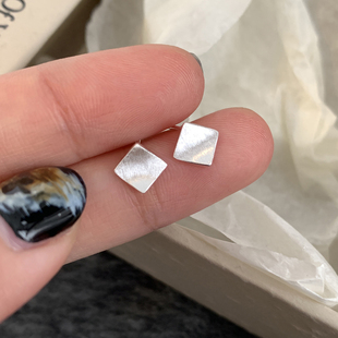 耳环女冷淡风轻奢高级 迷度通体925纯银拉丝菱形耳钉简约小巧时尚