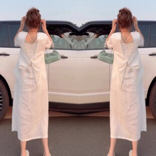 设计感后背蝴蝶结连衣裙女2025年夏季新款气质V零短袖显瘦长裙潮