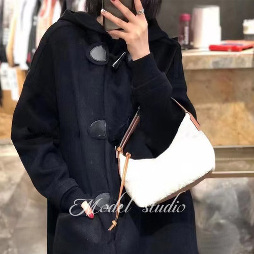 金标牛角扣羊绒大衣高级感大衣