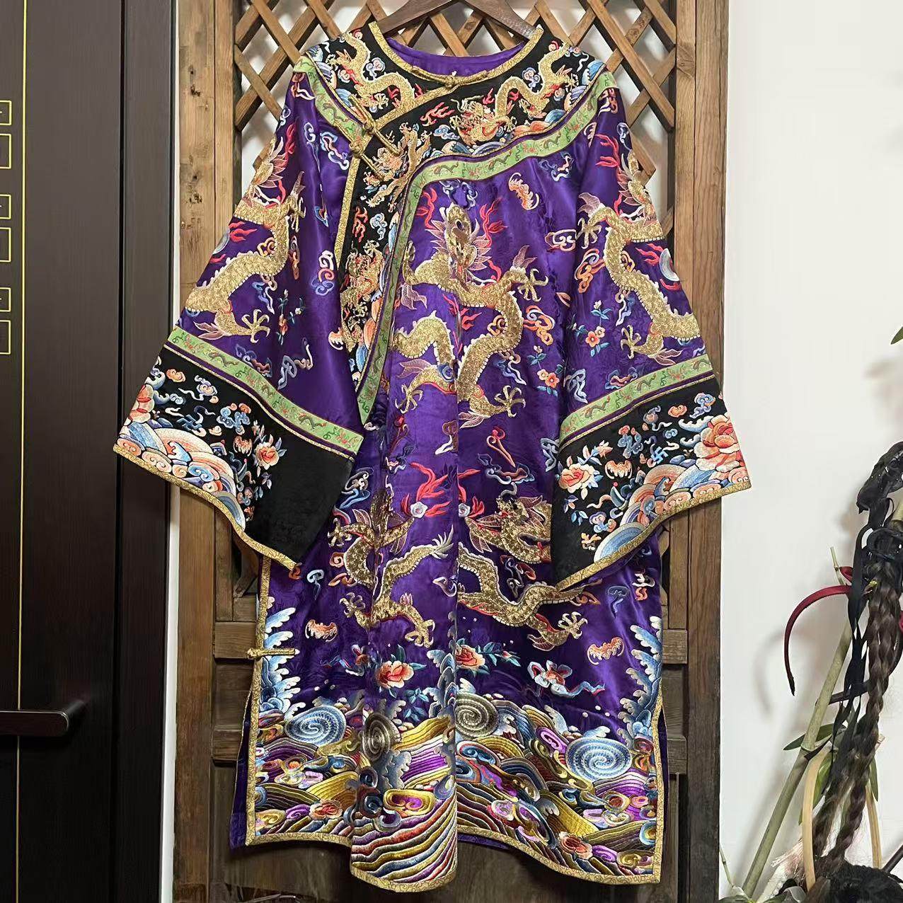 瑜玥传琦原创新款手工盘金绣中式斜襟太太服重工刺绣龙袍手工盘扣