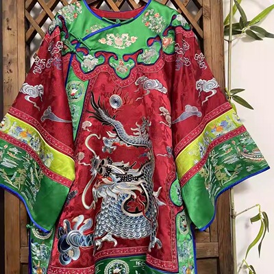 吉象如意精工如意盘金绣斜襟