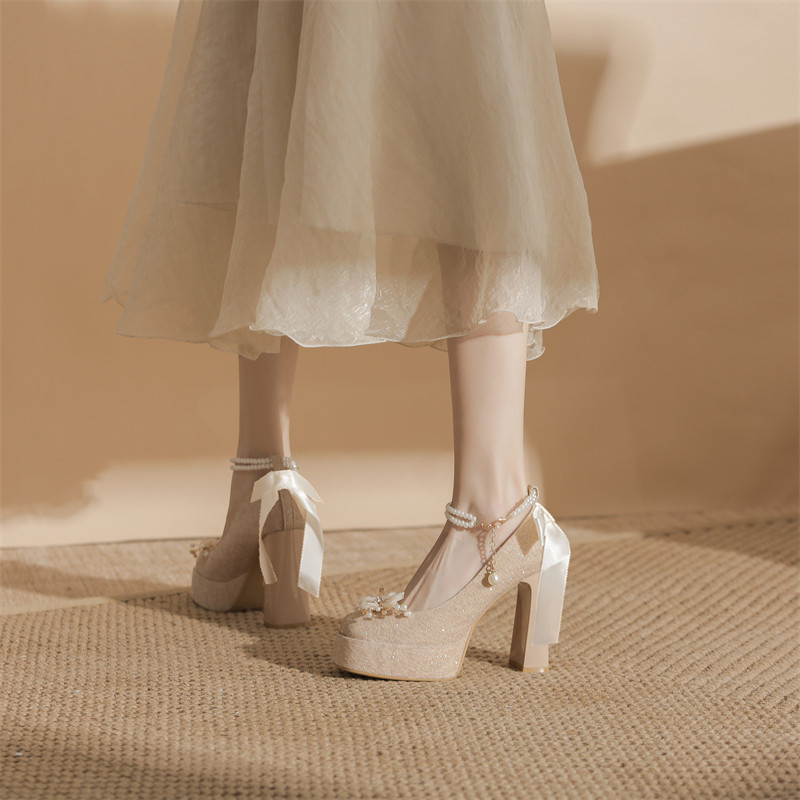 玛丽珍仙女风小个子婚鞋秀禾婚纱两穿女厚底防水台粗跟高跟鞋配裙