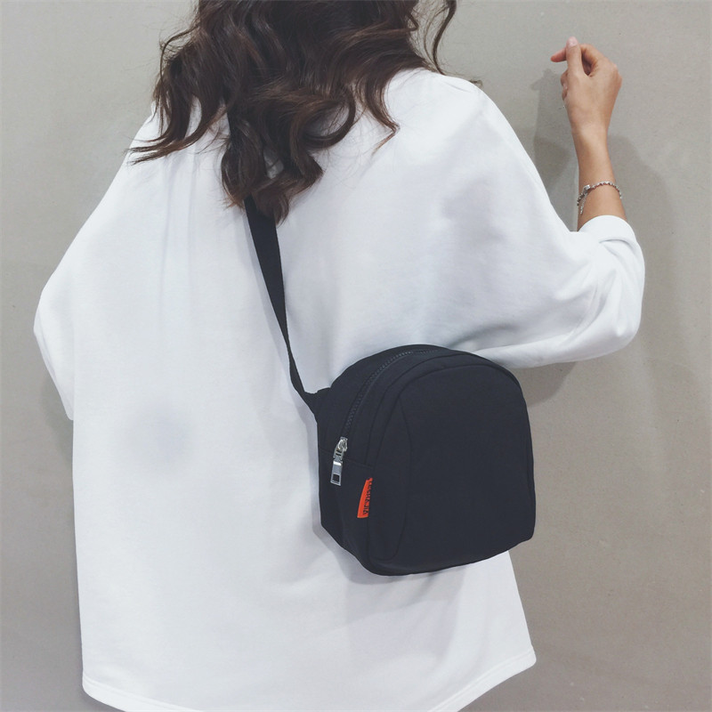 日系简约帆布小包包女2025新款学生情侣手机包休闲运动斜挎小包潮,箱包皮具/热销女包/男包,时尚帆布包,淘宝优惠券,粉丝福利购,淘宝优惠卷