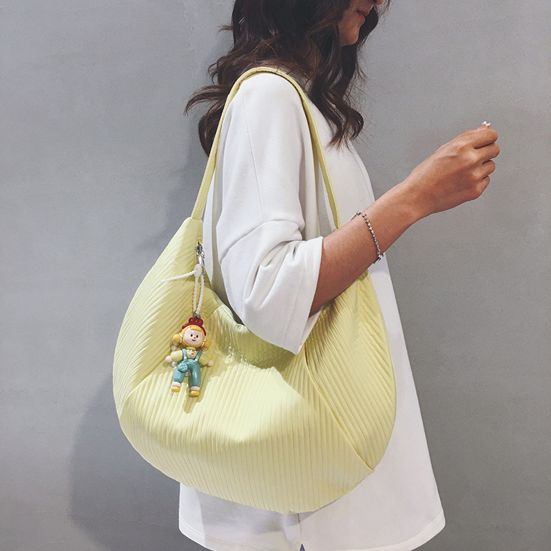 玲澜四色大容量韩版时尚斜挎饺包