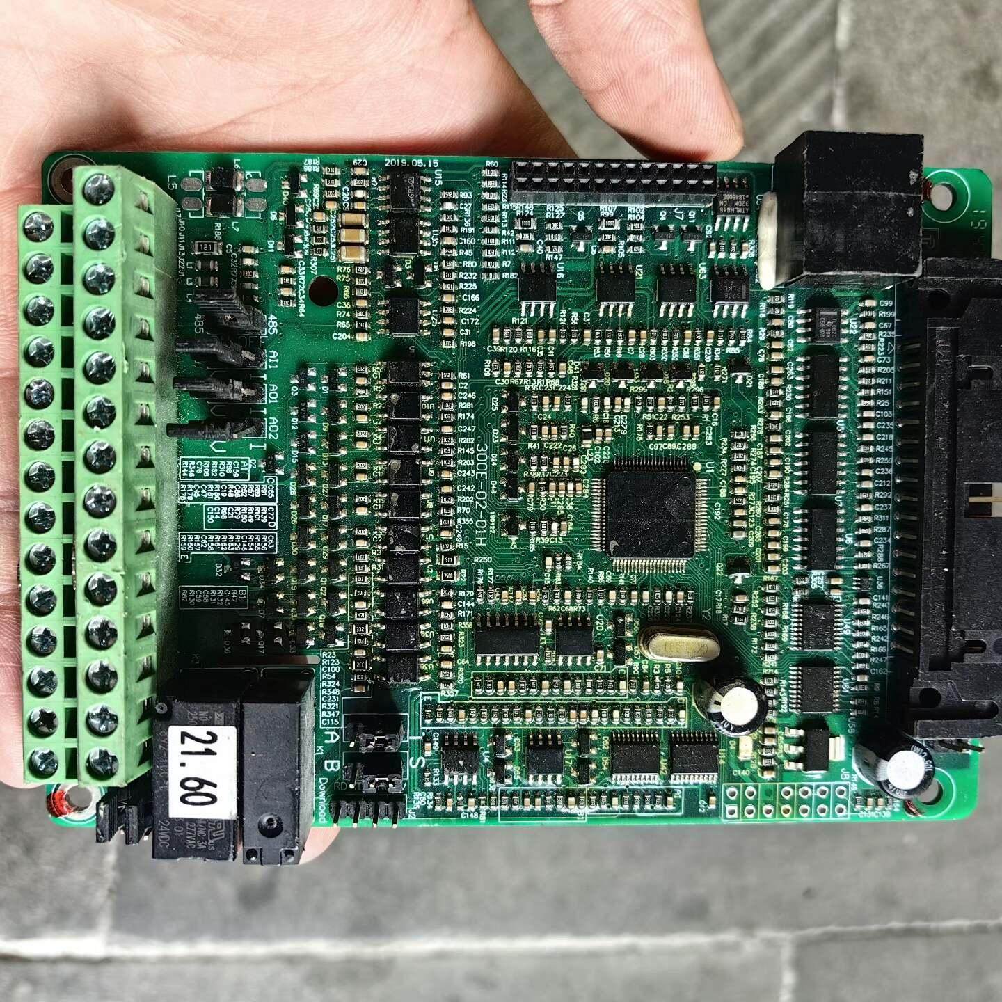 西林SD200变频器主板300E-02-01H 轻微使用痕迹