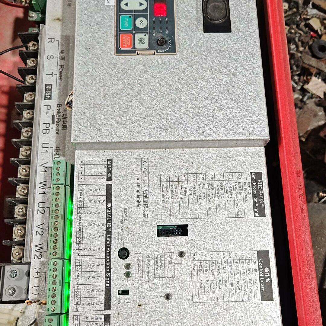 伟创S200-C了-037B施工电梯变频器一体机 37KW