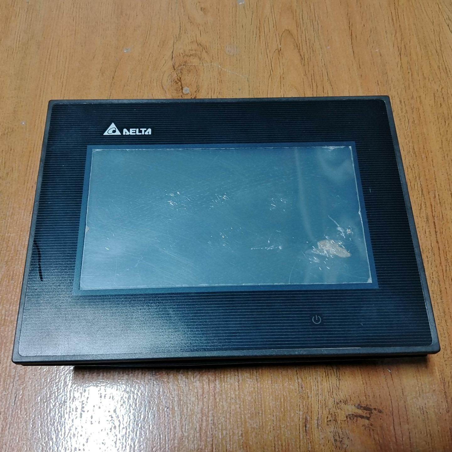 台达触摸屏DOP-B07S411 功能正常 成色为实图