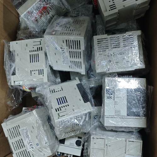 PLC FX3SA-20MR-CM 拆机件 成色以图