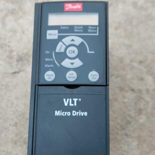 丹佛斯变频器132F0022 2.2kw功能包好 实拍