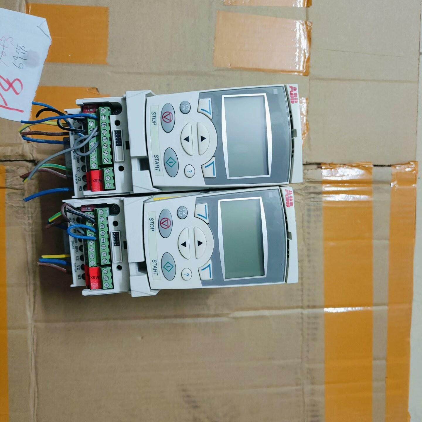 变频器ACS355-03E-07A3-4 成色如图 功