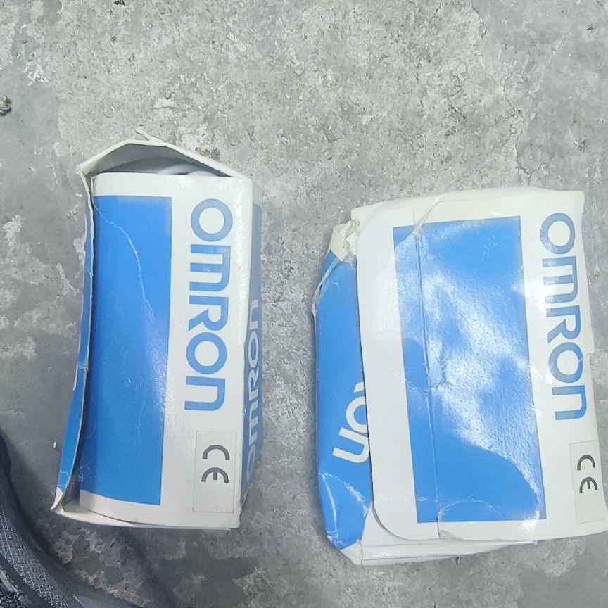 e3s-gs3es传感器 带有点旧 1