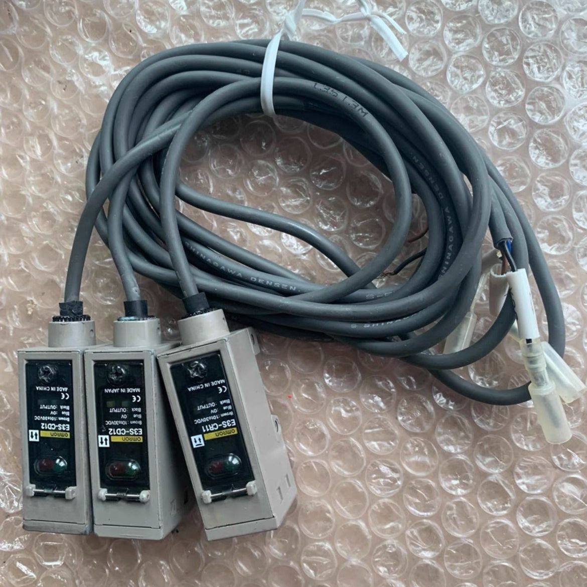 E3S-CD12./ CR11光电传感器、实物拍照、二