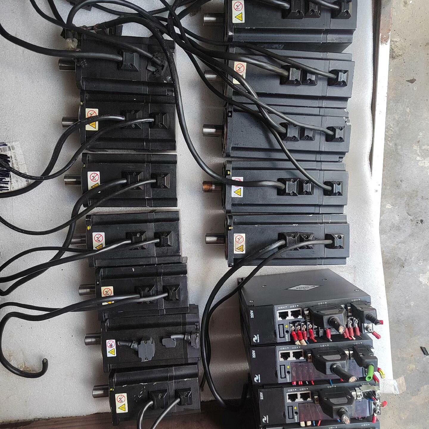 拆机汇川伺服驱动器4台（IS620PS5R5l 20/台