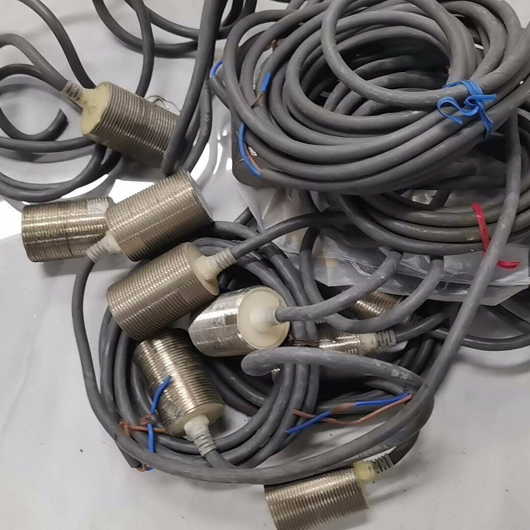 E2E-X10D1-N.X10D2-N E2E-X18