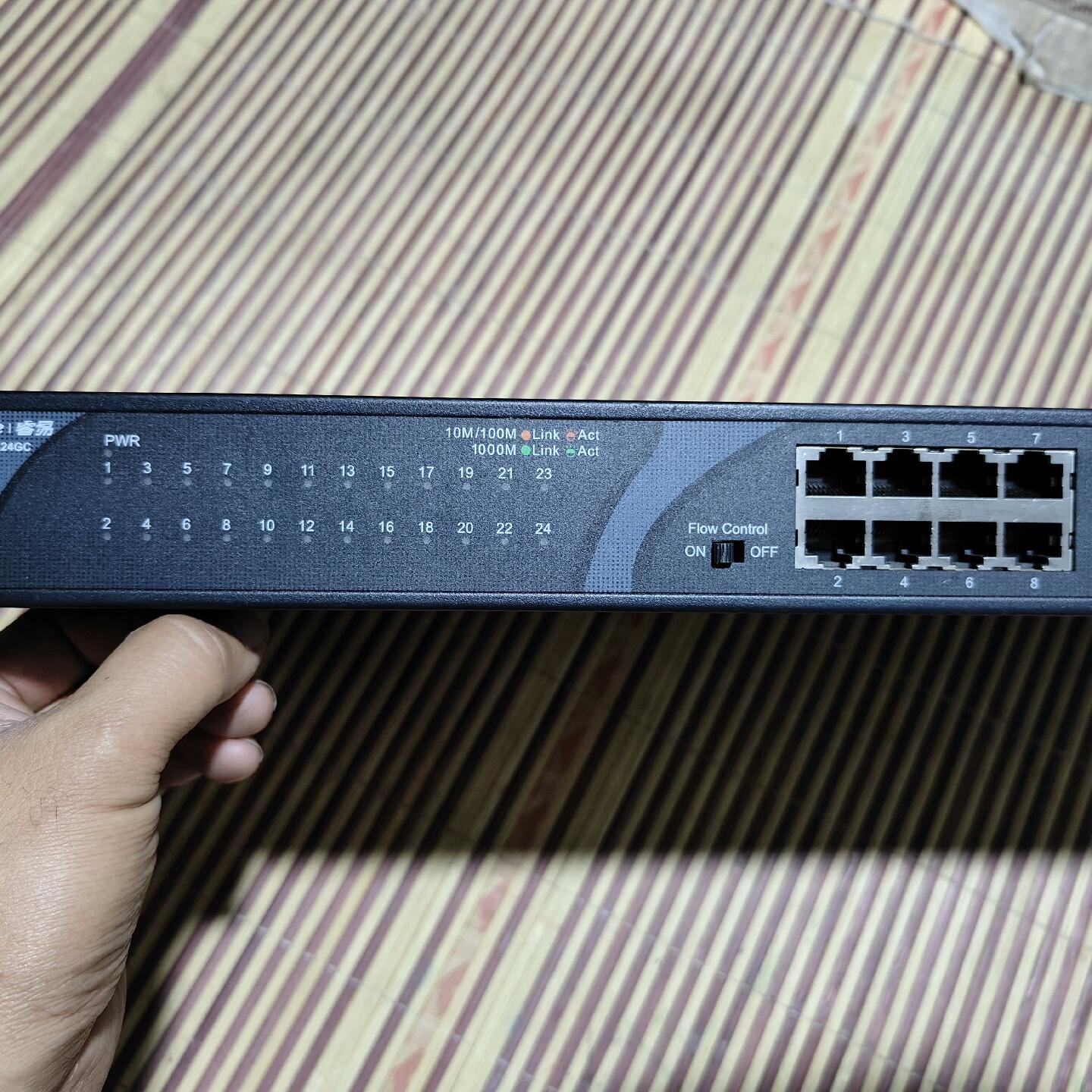 Ruijie/ 睿易RG-NBS1824GC 24口千兆