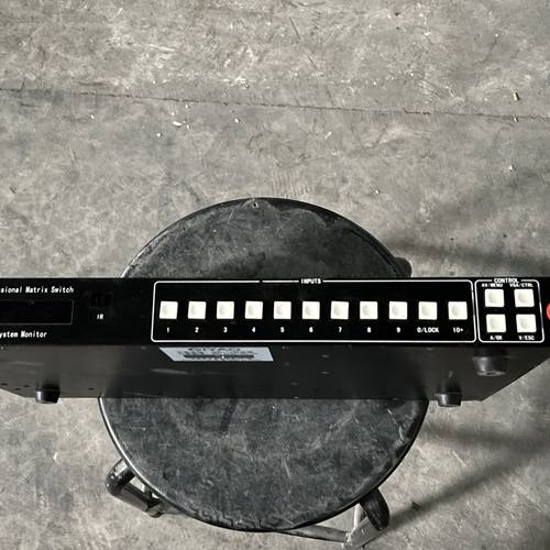 QIYAO HDMI+A切换器 型号QY-A1601HD-4