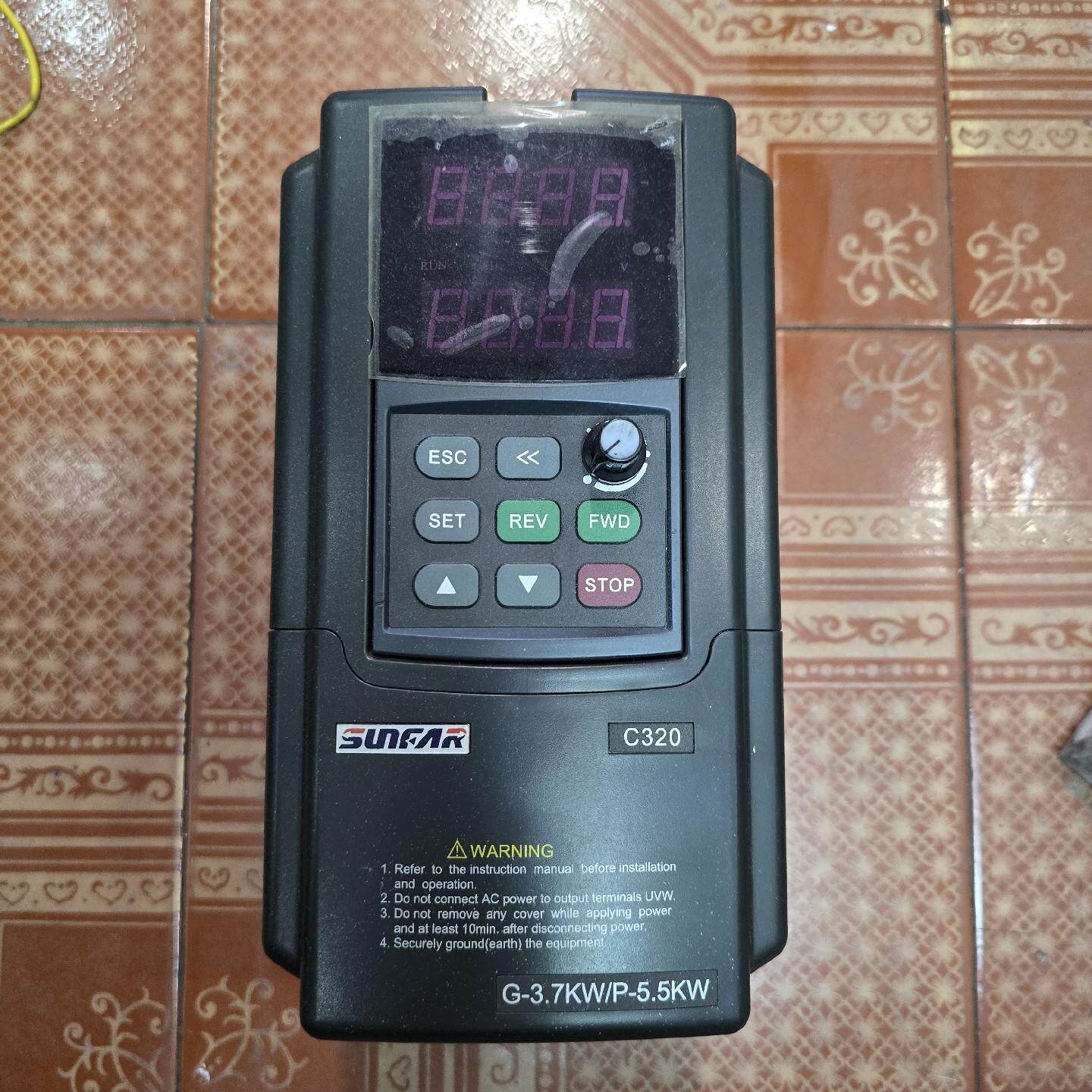 四方C320-4T0037g/0055p变频器 轻载3.7k