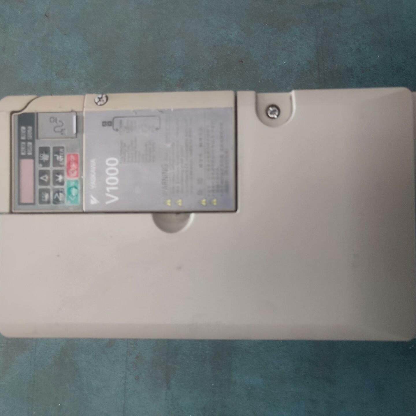 安川变频器CIMR-VB4A0018FBA 5.5/7.5K