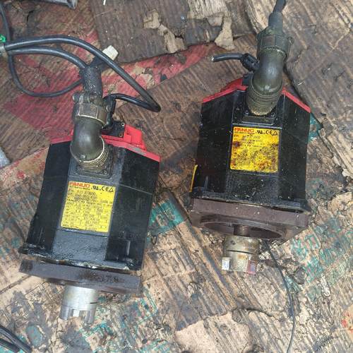 电机A06B-0075-B103 拆机包好如图两个成色