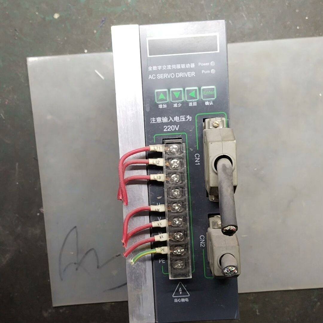 SD200-K伺服驱动器 剪线拆机 功能包好 成色新 有问题