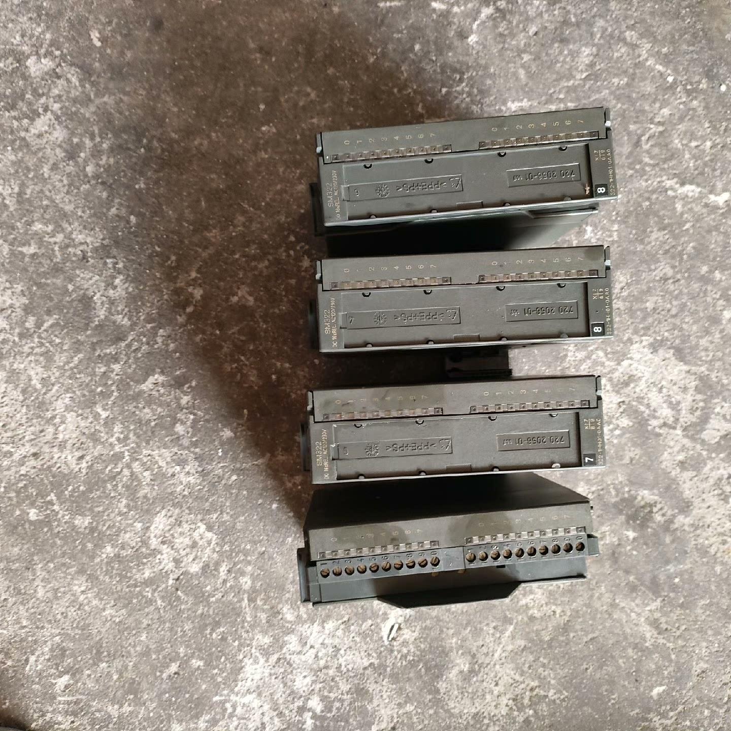 正品6ES7 322-1HH01-0AA0现货六台 四