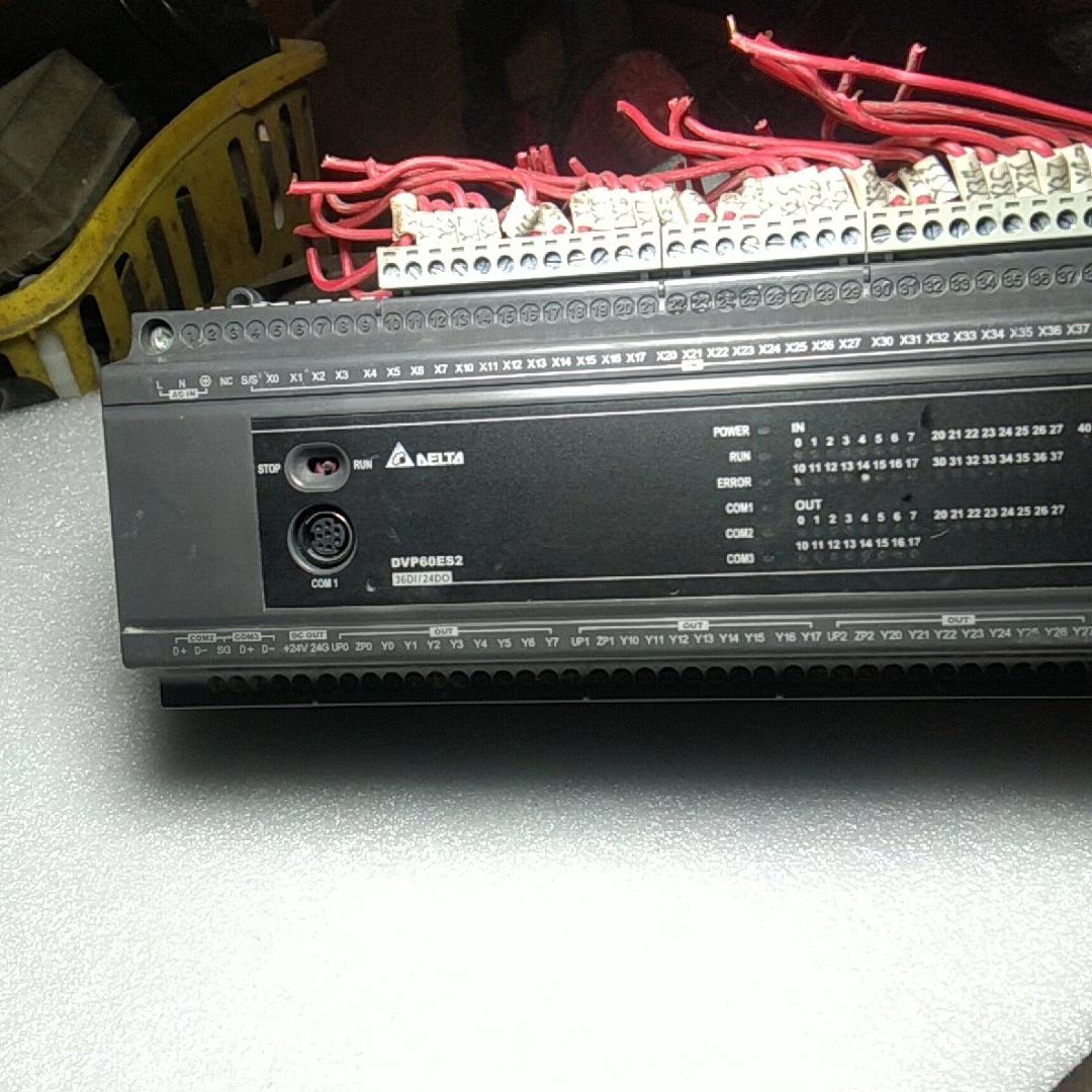 台达PLC一只 DVP60ES200T 拆机件功能完好