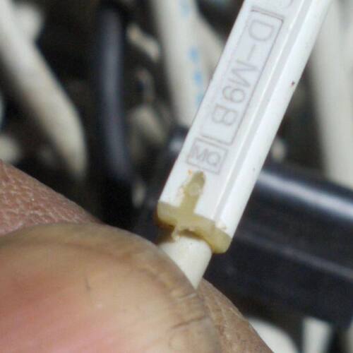 拆机磁性开关D-M9BV 气缸磁性感应开关 成色如