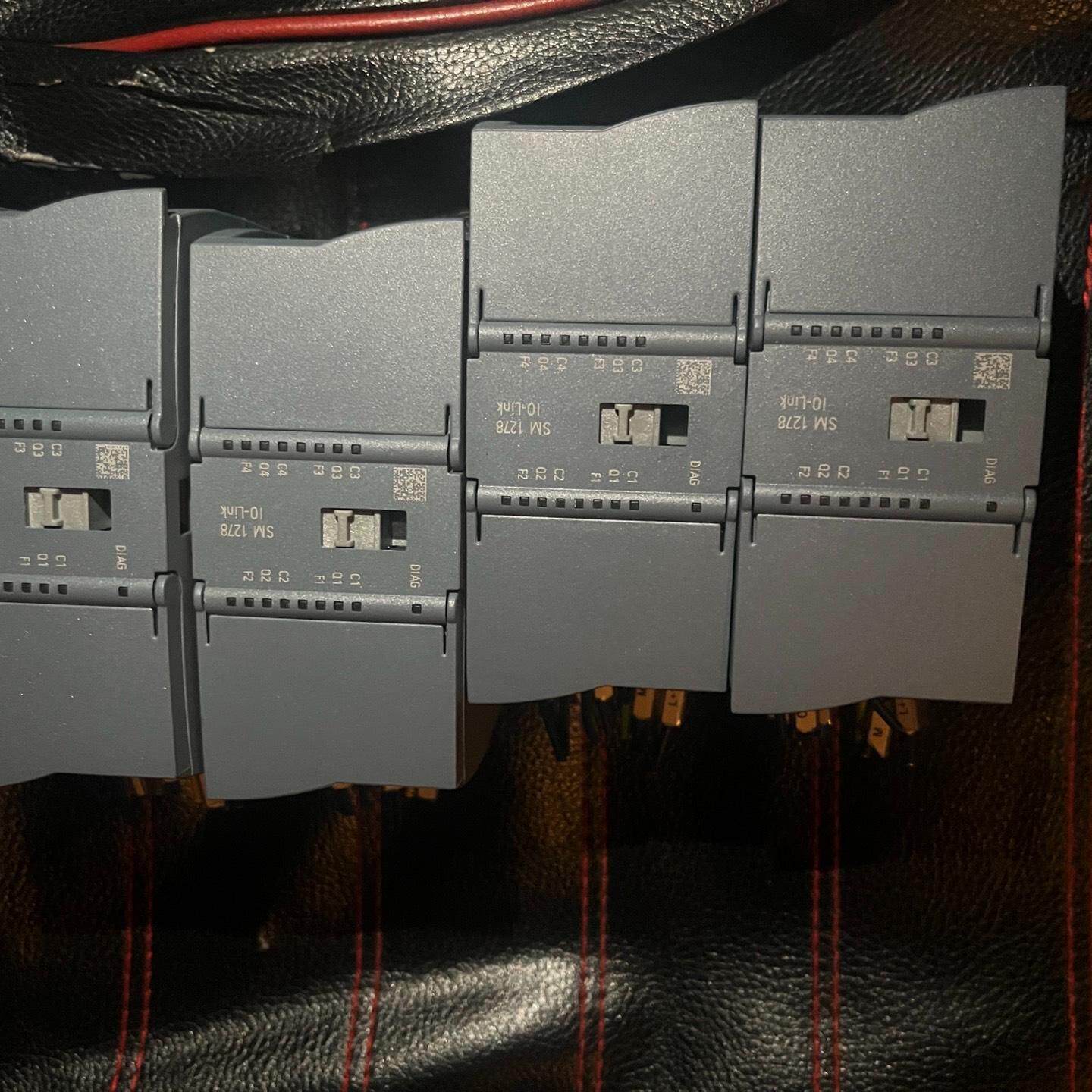 plc 6es7 278 4bd32。成色漂亮 功能完