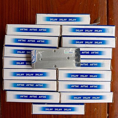 TN系列双轴气缸 TN10X50S    1