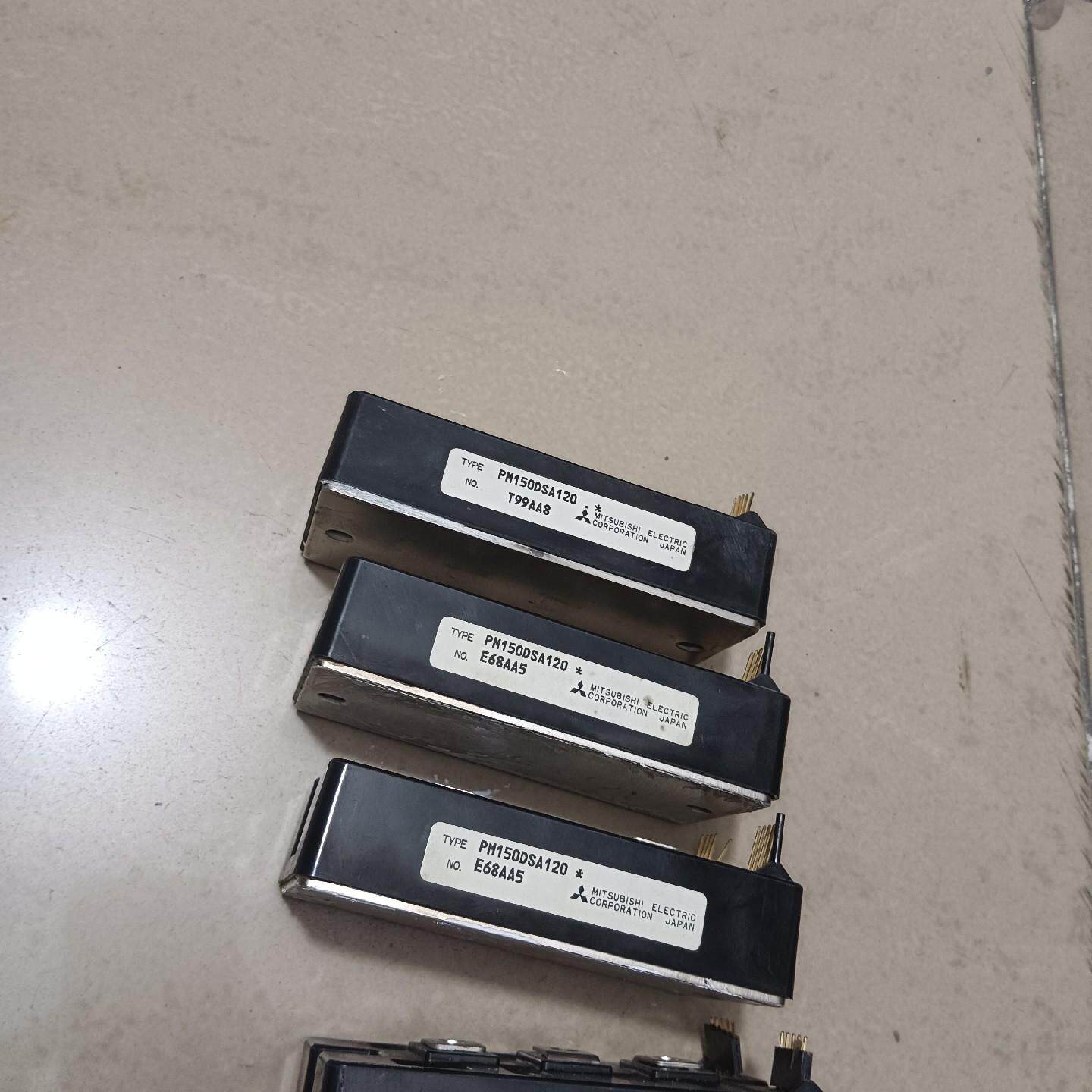 PM150DSA120 拆机包好。剩2。