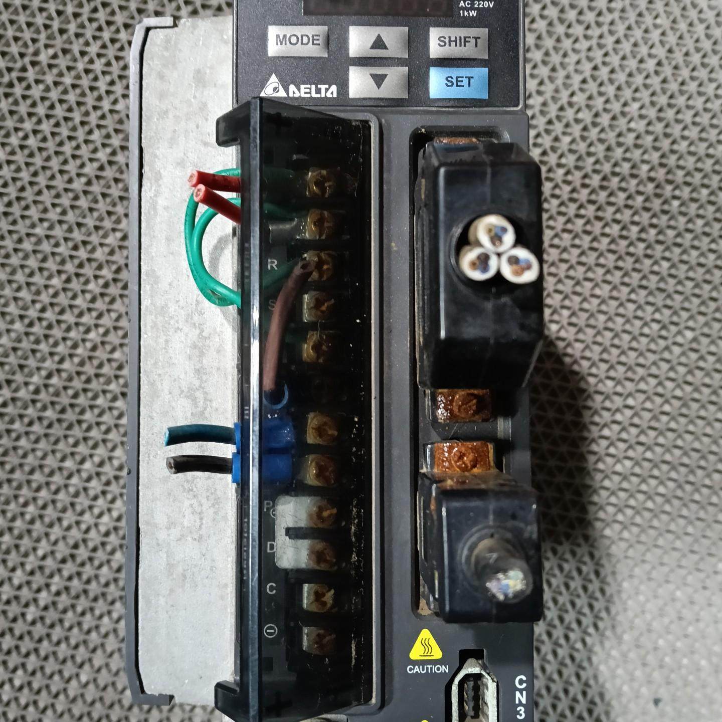 台达1KW伺服驱动器ASD-B2-1021-B 图片实物拍摄