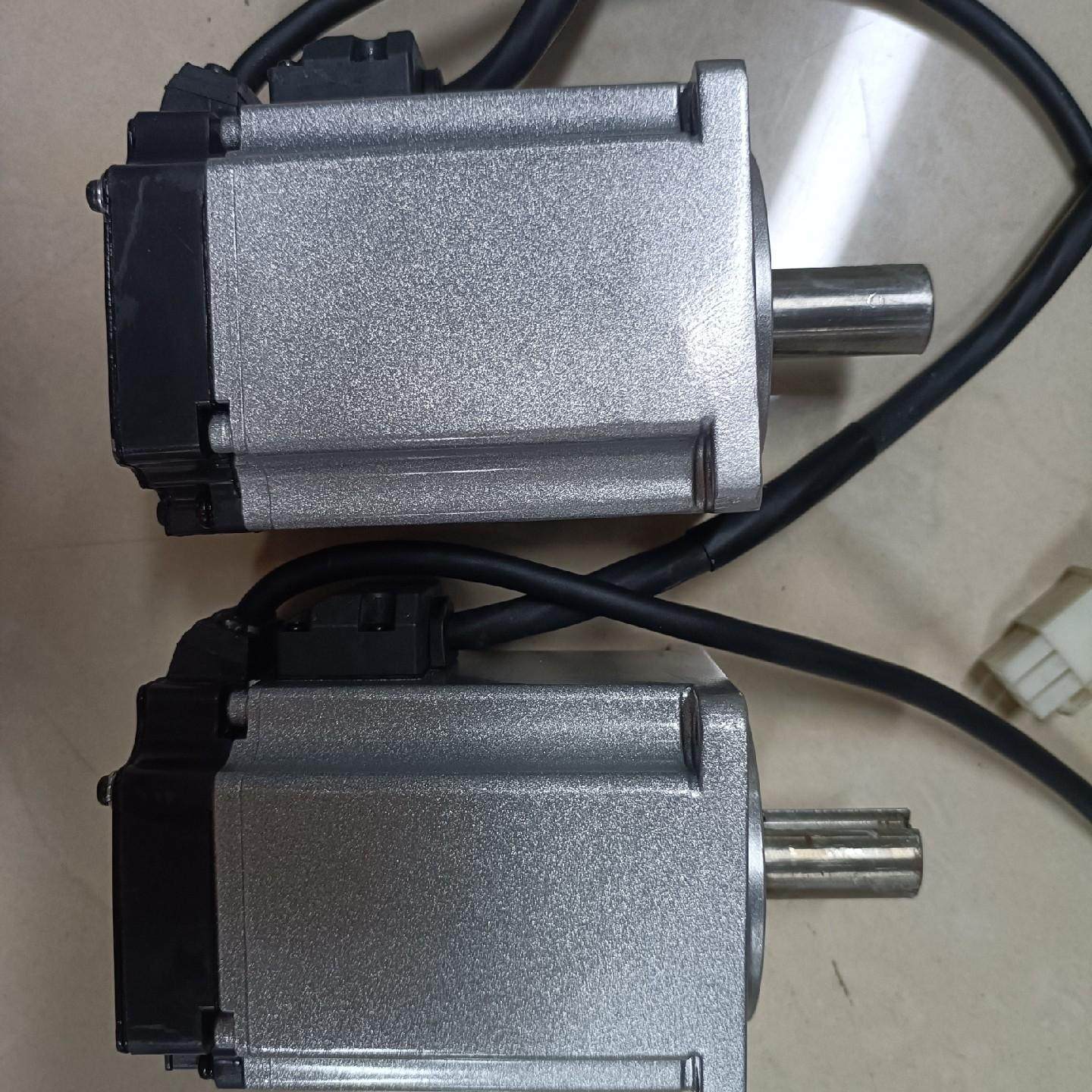 A6 MHMF042L1U2M 400W伺服电机 功能包