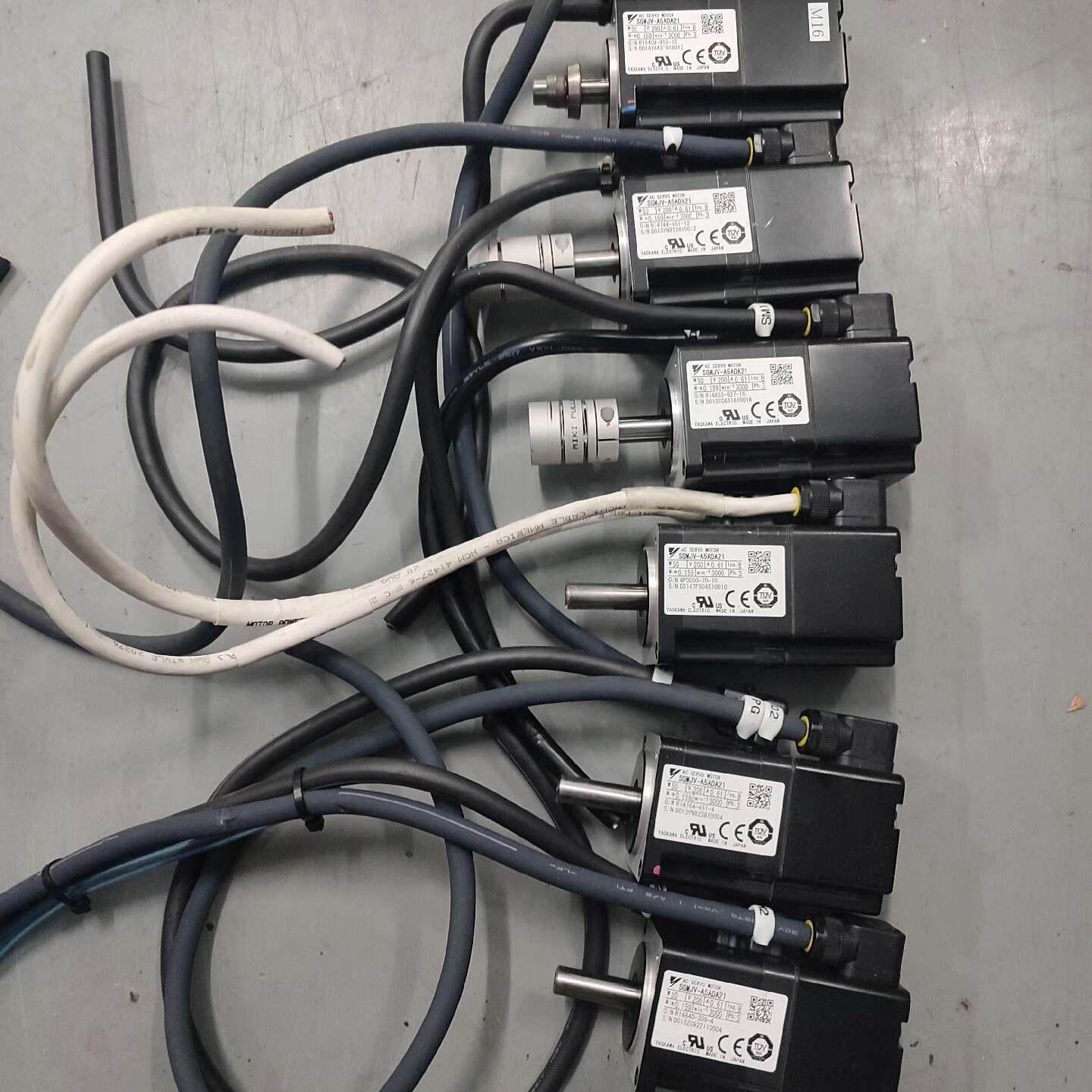 安川伺服电机SGMJV-A5ADA21 5系50W 拆机尾线