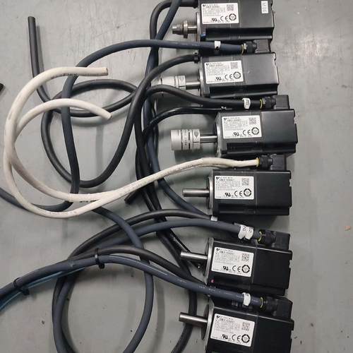 安川伺服电机SGMJV-A5ADA21 5系50W 拆机尾线