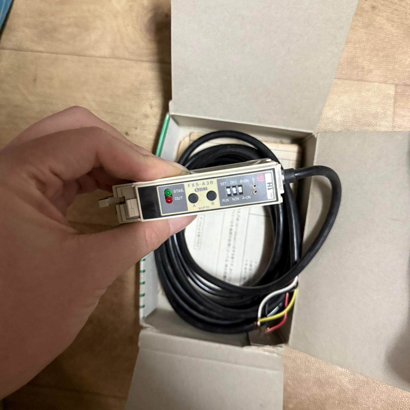 FX5-A3R  神视SUNX光电开关传感器