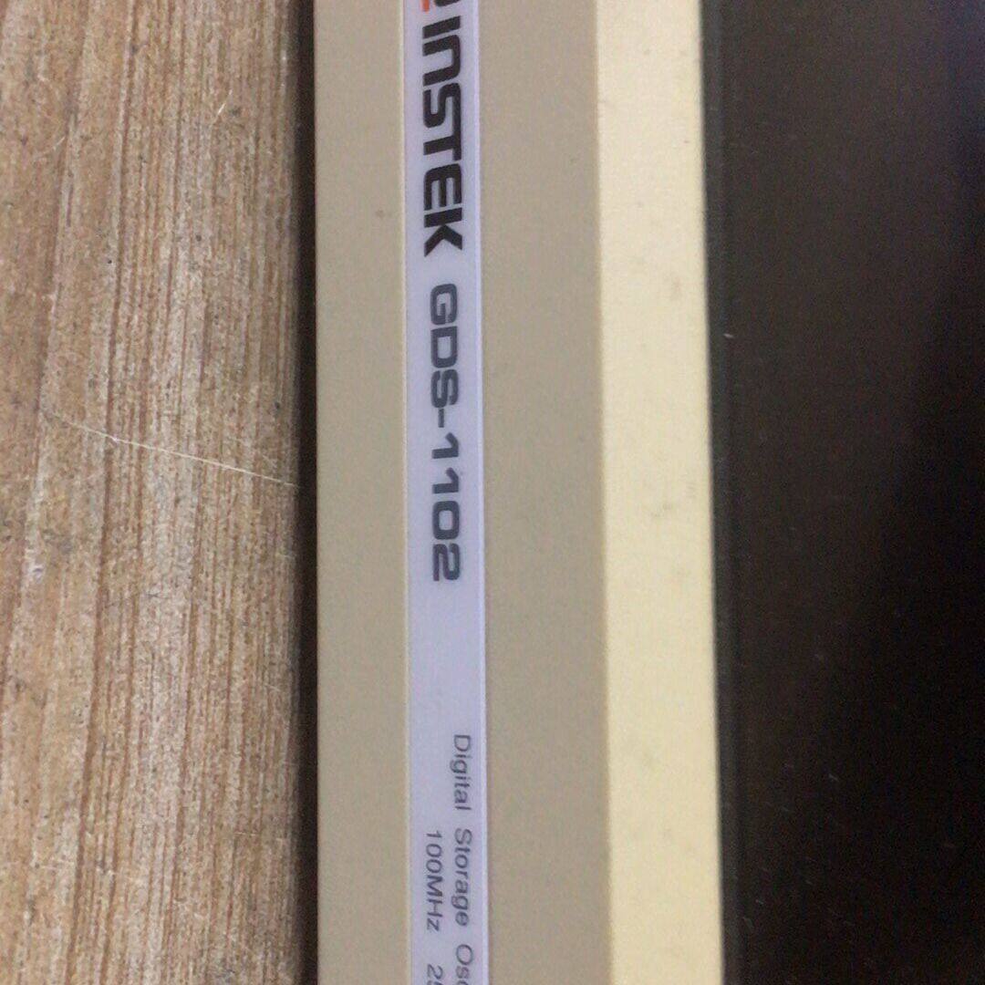 固伟GDS-1102示波器 100Mhz 250M Sa/s