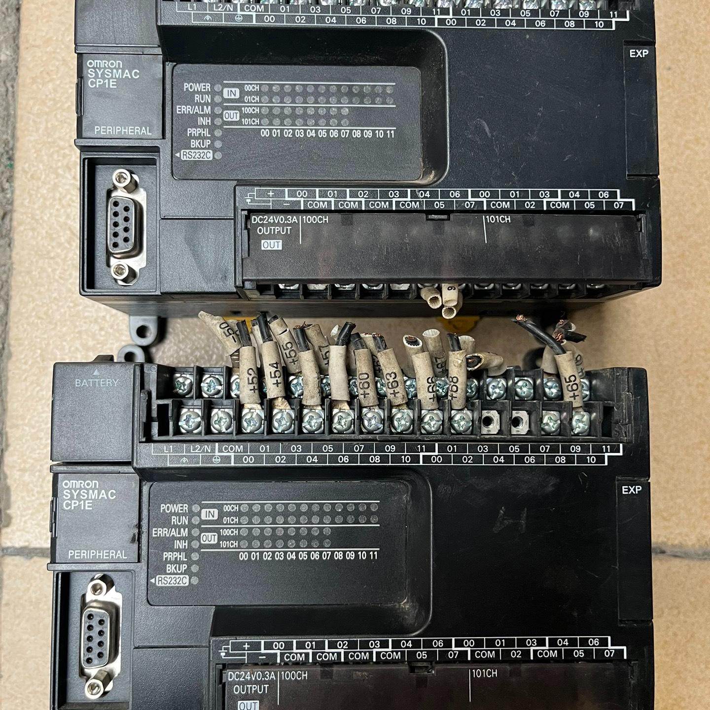 plc cp1e-n40sdr-a 拆机功能完好 有一