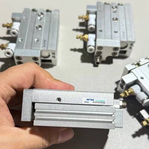 气动滑台气缸HLS12X30SA  成色新 实