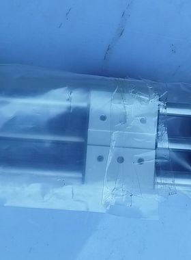 日本  KOGRNEl  气缸 MRGH10X100  一支