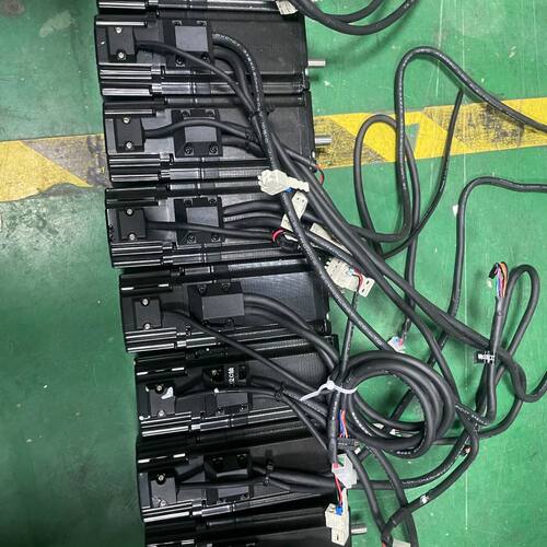 57K80-E1000M两相步进电机带刹车 带编码器 接口齐