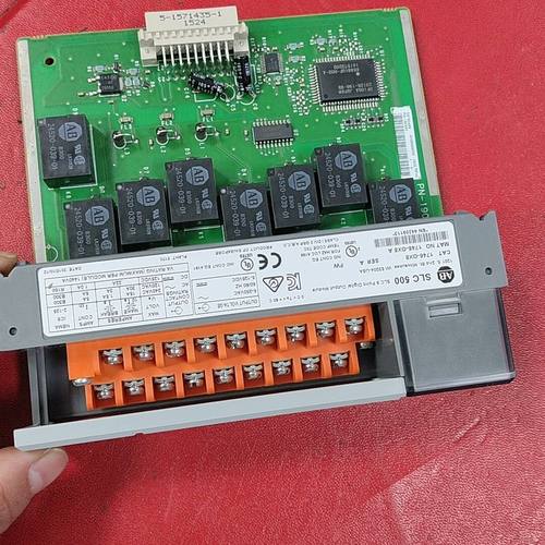 AB输出模块1746-OX8 A SLC500系列无