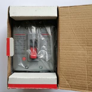 CDM3 3300断路器塑壳断 125S