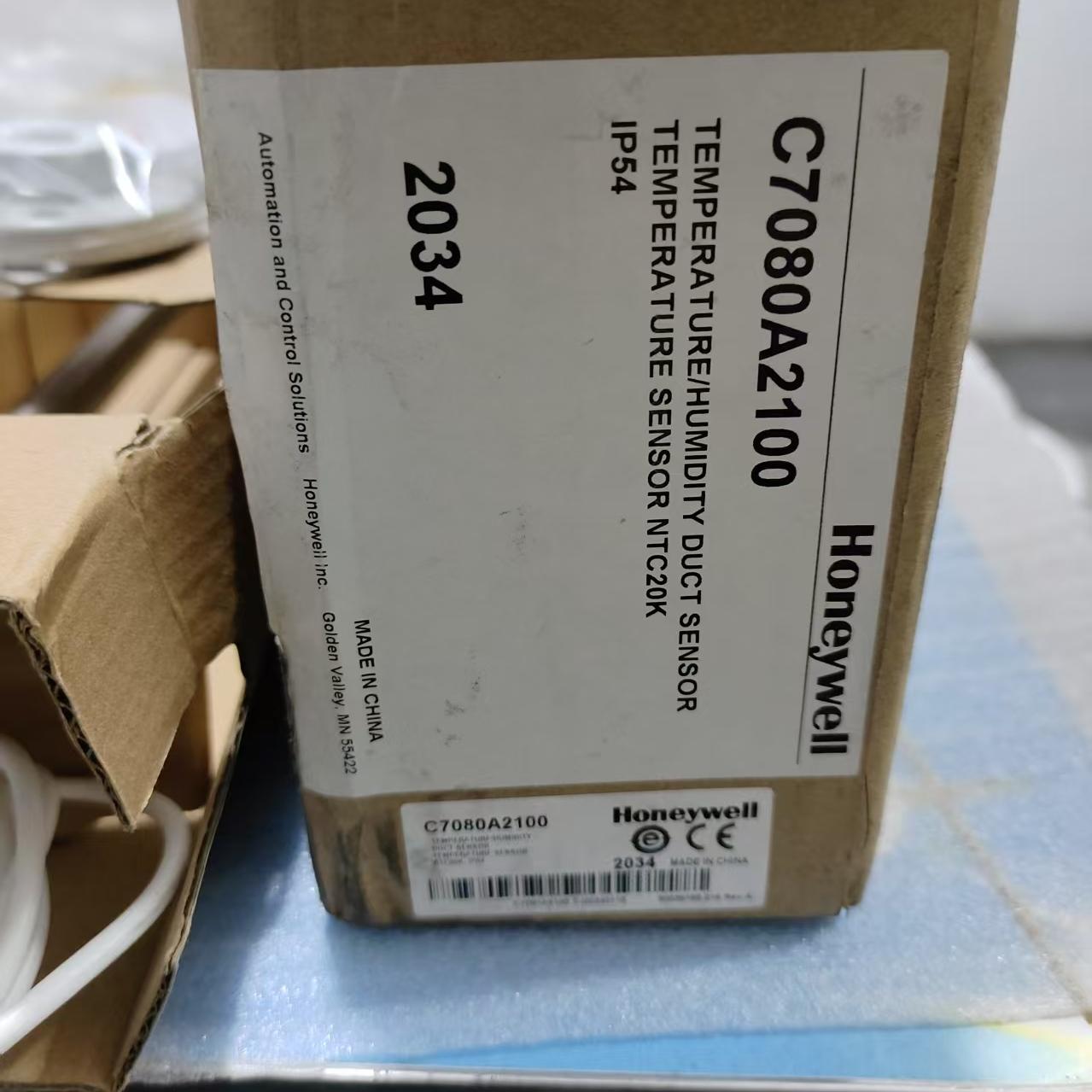 C7080A2100温度湿度风管传感器