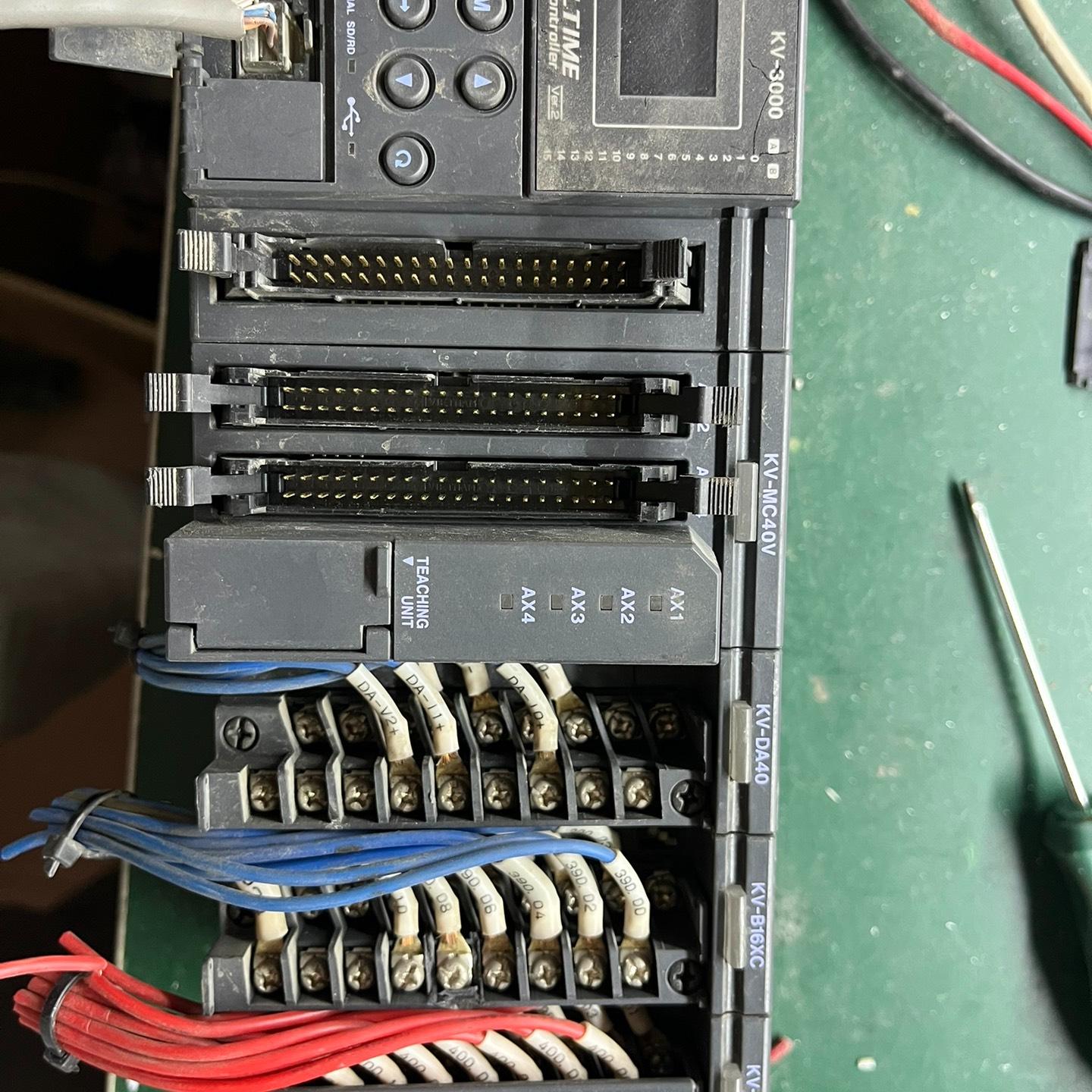 plc kv-3000模块kv-mc40v kv-d