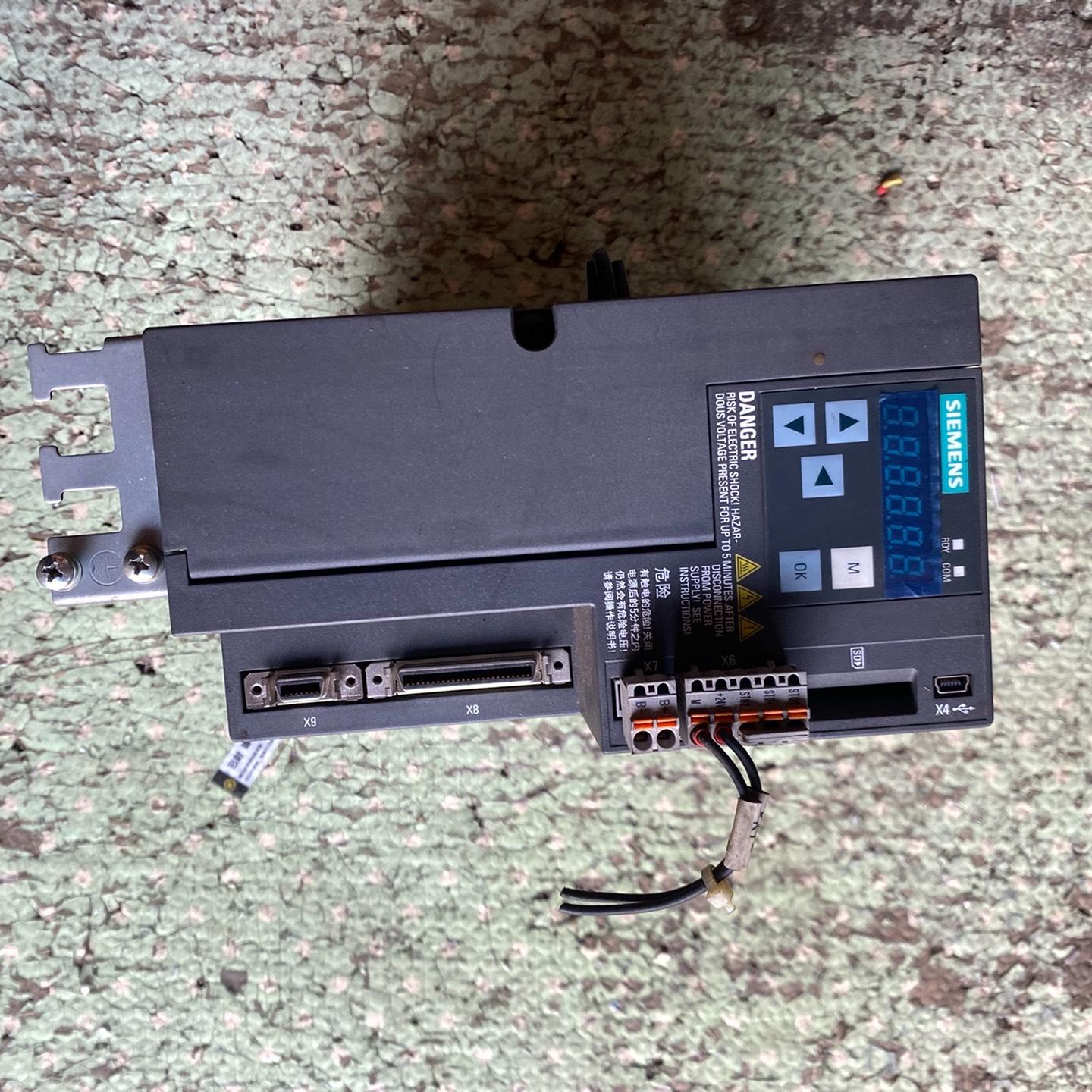 伺服驱动一套 V90伺服2.5KW 型号6SL3