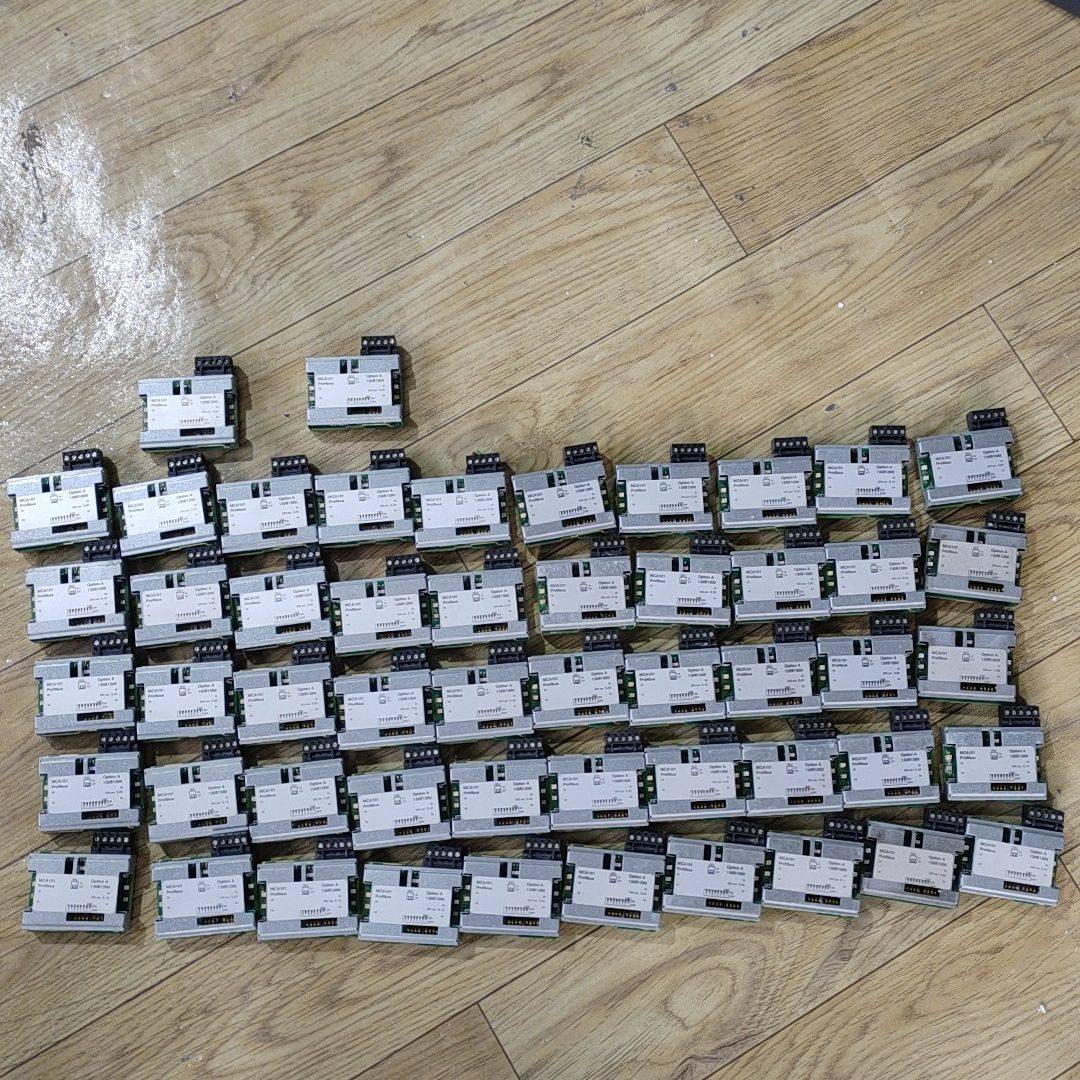 丹佛斯 变频器MCA101 Profibus 通讯板