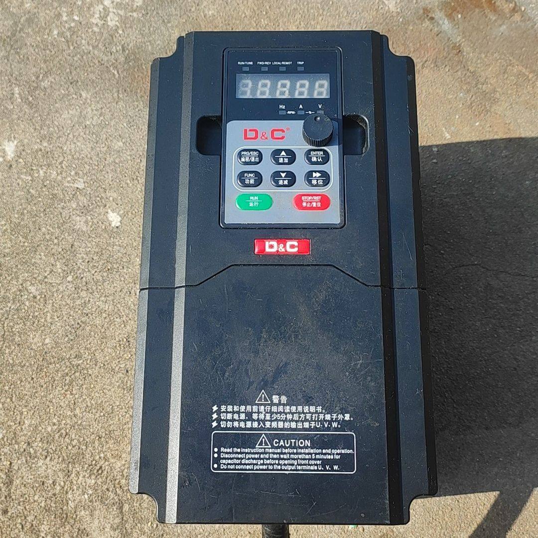 变频器 型号DC-D60-5R5G/7R5P 三相38