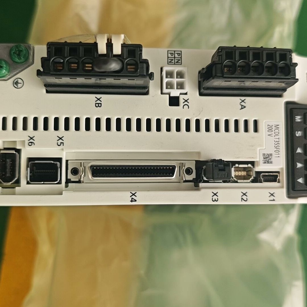 驱动器MCDLT35SF011图片为实物拍摄 原未使